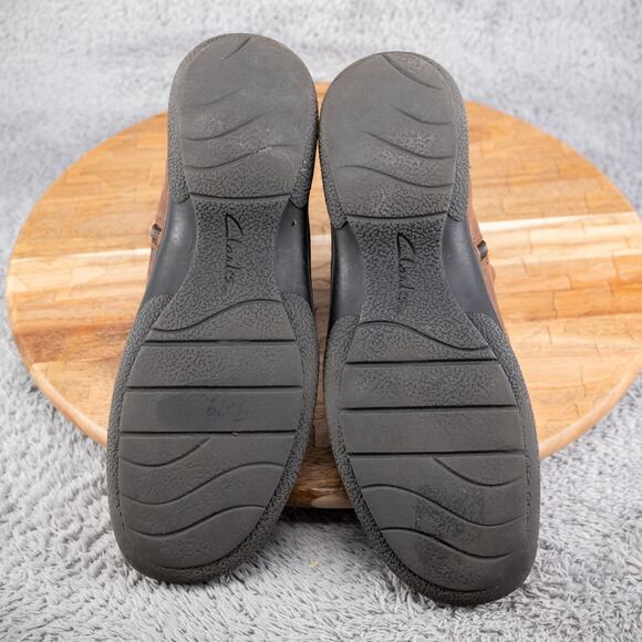 Clarks Brown Ankle Boots - Picture 6 of 7